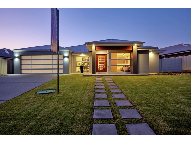 10 Goonawarra Street, Gobbagombalin NSW 2650