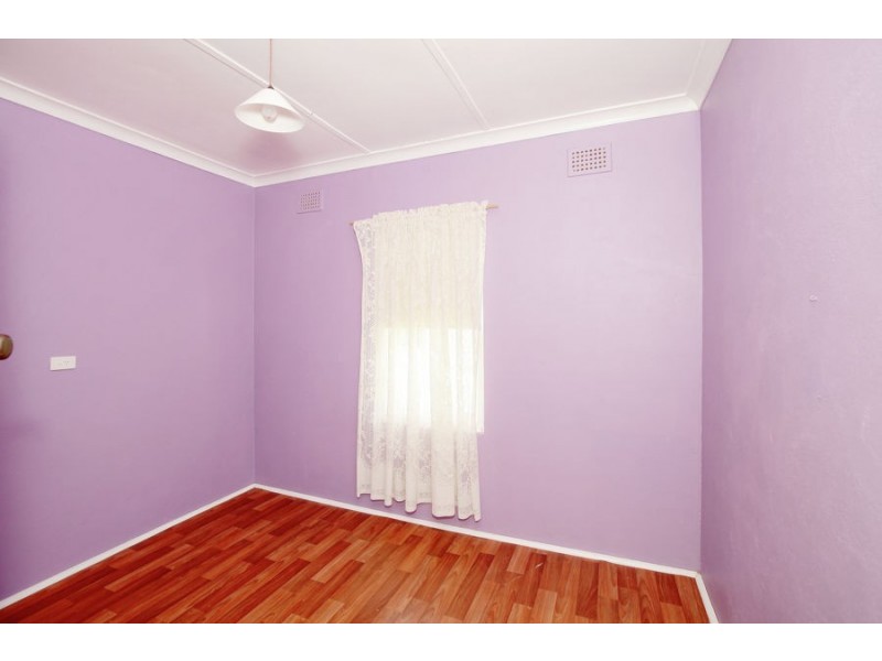 19 Elizabeth Street, Junee NSW 2663