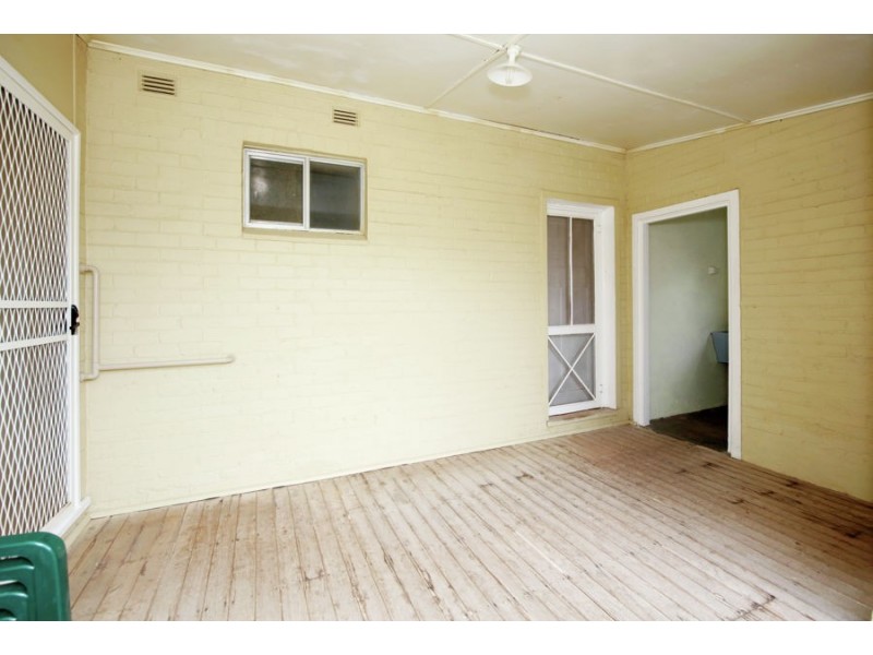 19 Elizabeth Street, Junee NSW 2663