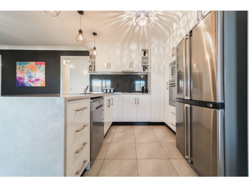 1 Barmedman Avenue, Gobbagombalin NSW 2650