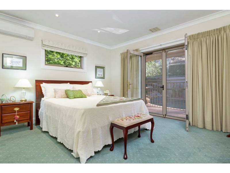 4 Gordon Close, Kooringal NSW 2650