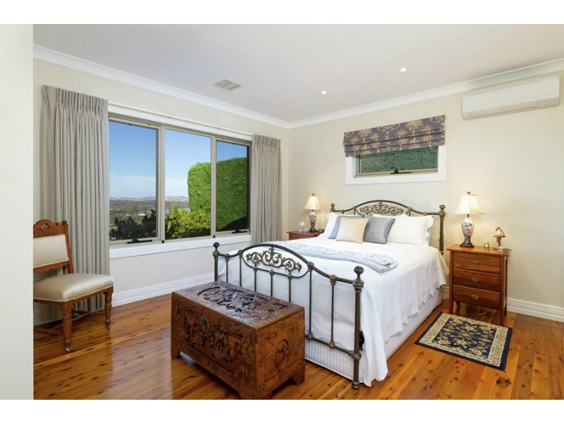 4 Gordon Close, Kooringal NSW 2650