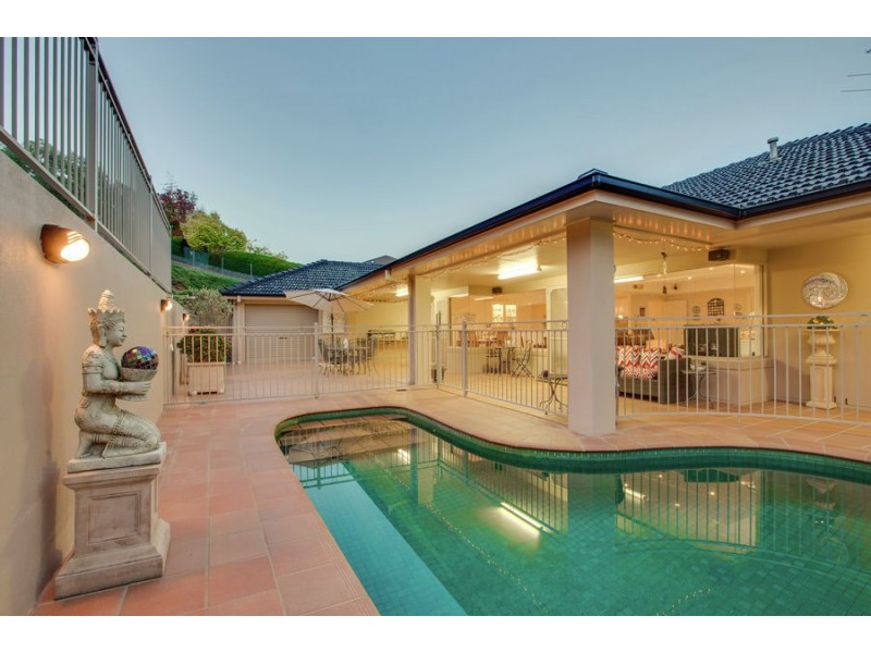 4 Gordon Close, Kooringal NSW 2650