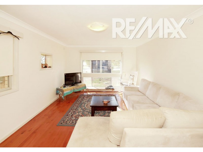 6 Truman Avenue, Mount Austin NSW 2650