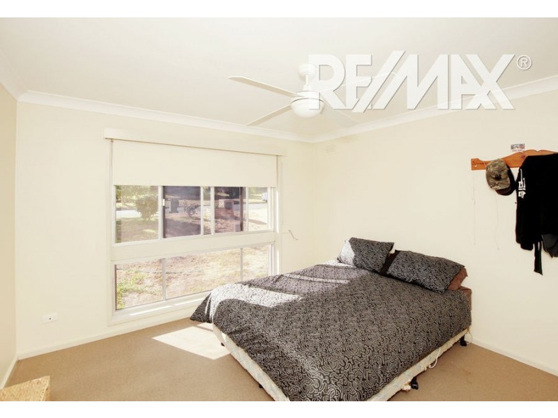 6 Truman Avenue, Mount Austin NSW 2650