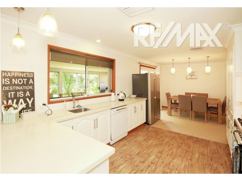 13 Morshead Street, Ashmont NSW 2650