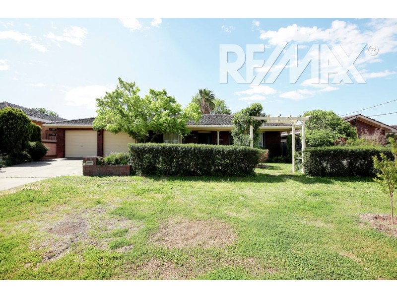 13 Morshead Street, Ashmont NSW 2650