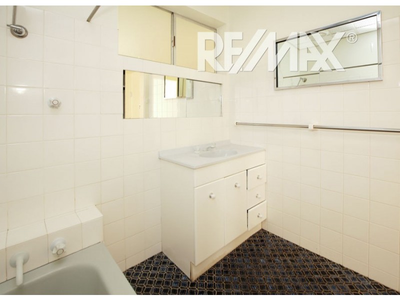 1/370 Lake Albert Road, Kooringal NSW 2650