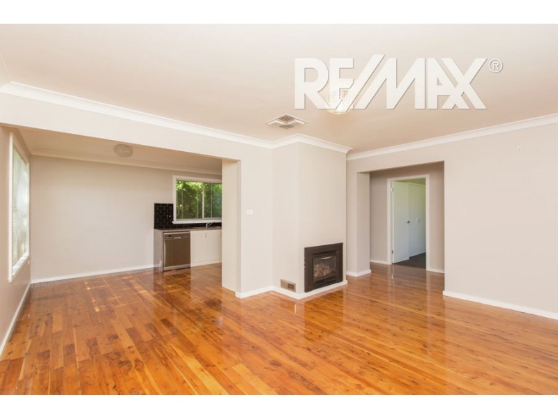 6 Tinga Crescent, Kooringal NSW 2650