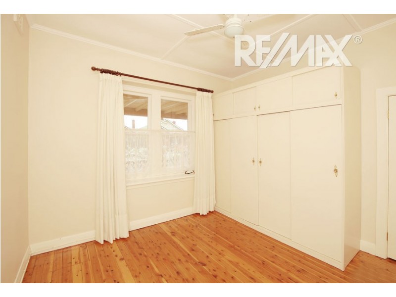 8 Yabtree Street, Wagga Wagga NSW 2650