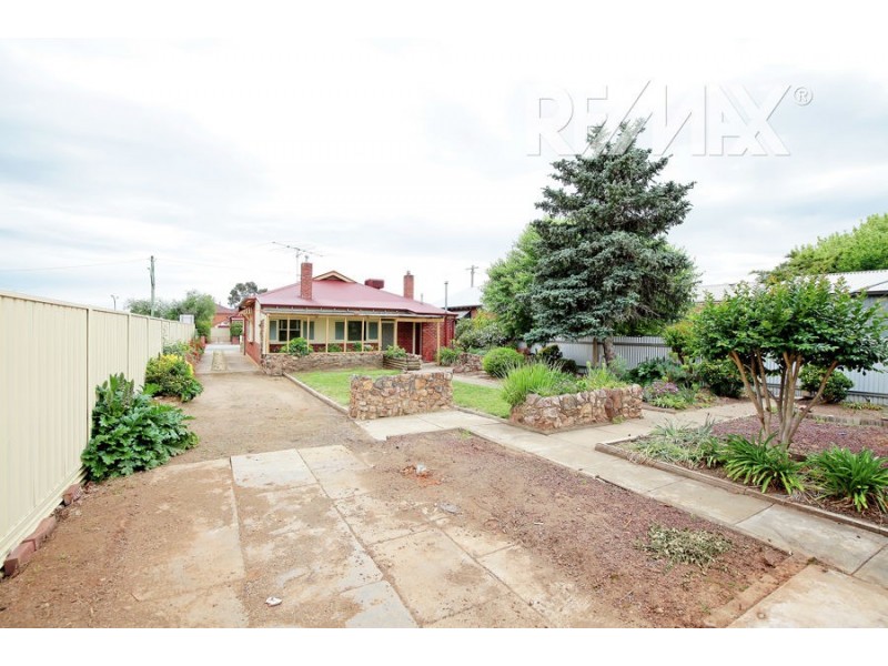 8 Yabtree Street, Wagga Wagga NSW 2650