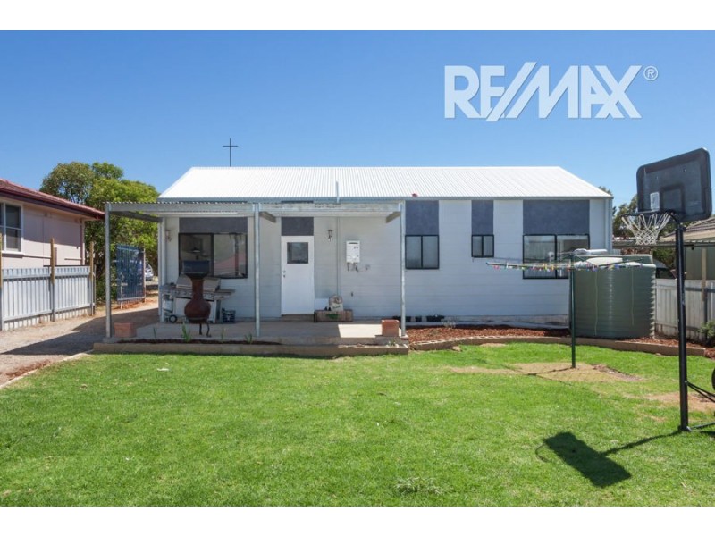 22 Bardia Street, Ashmont NSW 2650