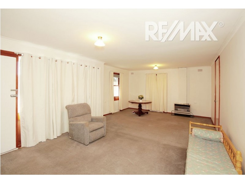 31 Ziegler Avenue, Kooringal NSW 2650