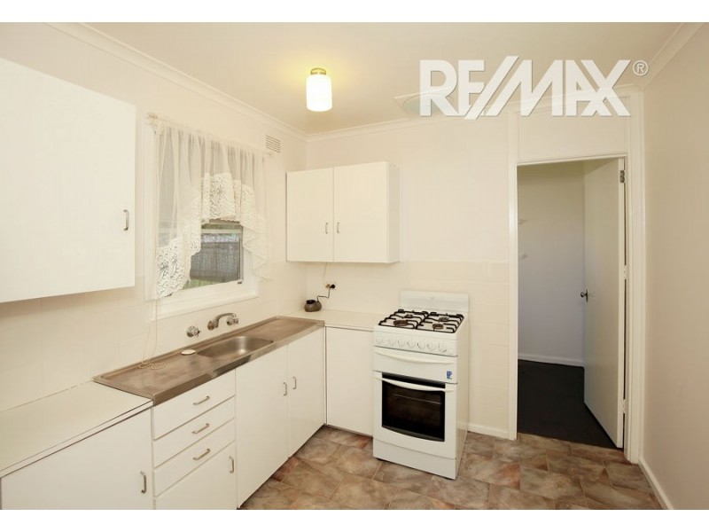 31 Ziegler Avenue, Kooringal NSW 2650