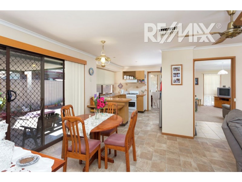 1 Naretha Street, Glenfield Park NSW 2650