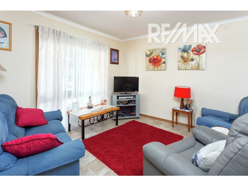 1 Naretha Street, Glenfield Park NSW 2650