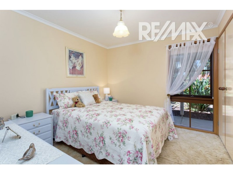 1 Naretha Street, Glenfield Park NSW 2650
