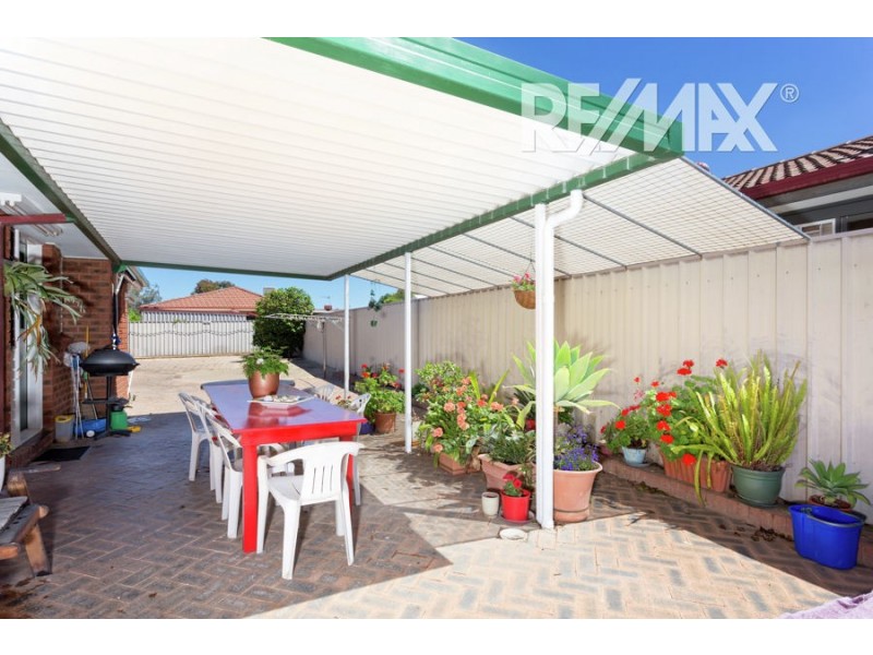 1 Naretha Street, Glenfield Park NSW 2650