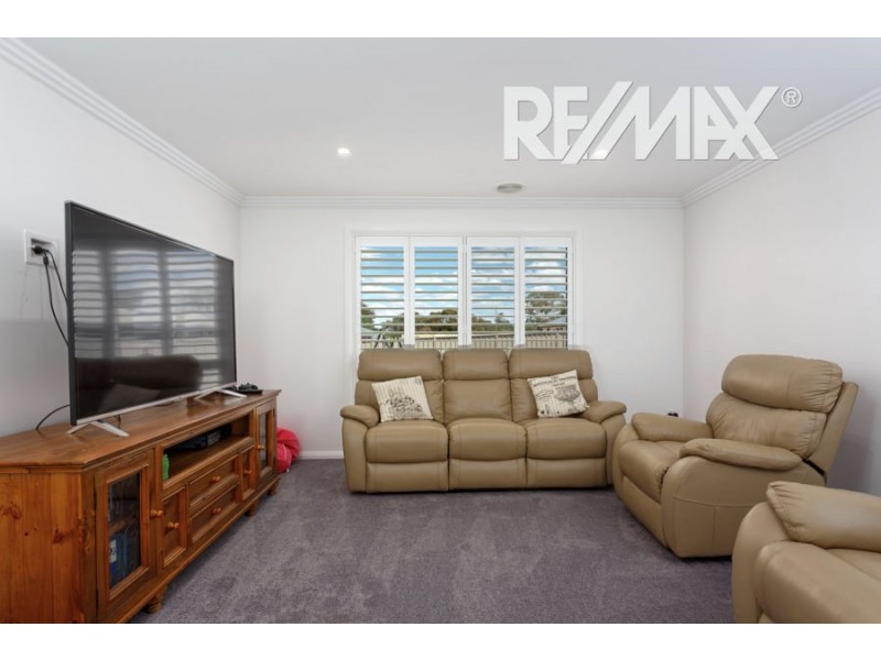 23 Mullagh Crescent, Boorooma NSW 2650