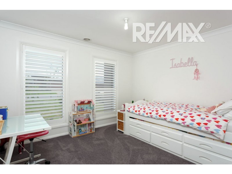 23 Mullagh Crescent, Boorooma NSW 2650