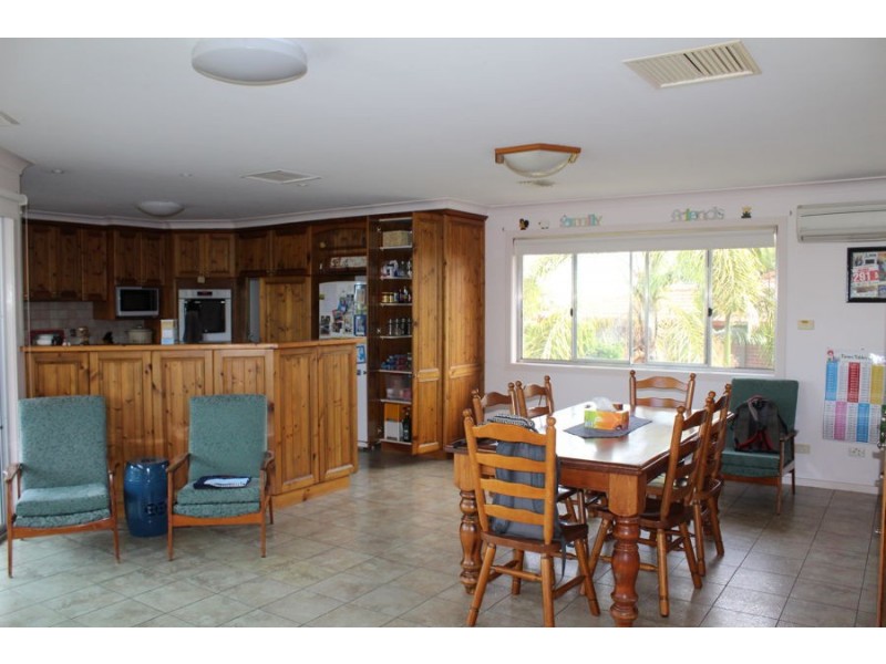 31 Bellevue Parade, Kooringal NSW 2650