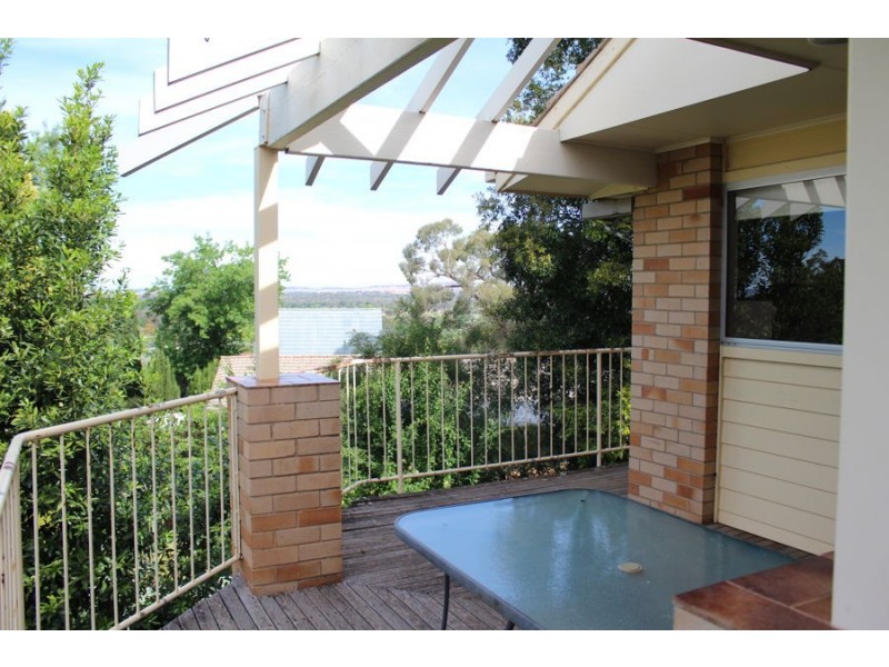 31 Bellevue Parade, Kooringal NSW 2650