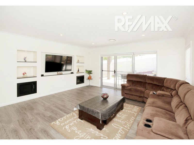 5 Kyalla Place, Bourkelands NSW 2650