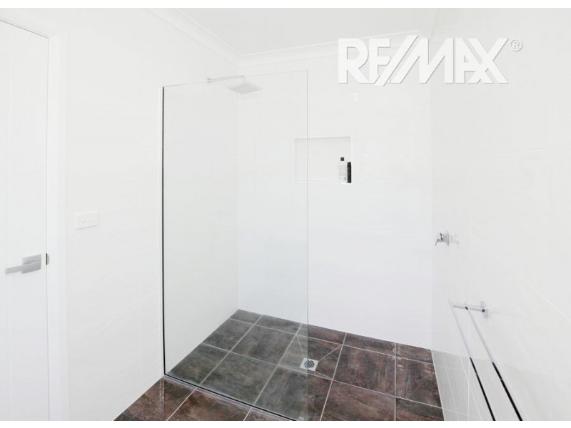 5 Kyalla Place, Bourkelands NSW 2650