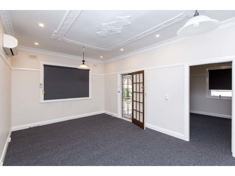 106 Urana Street, Turvey Park NSW 2650