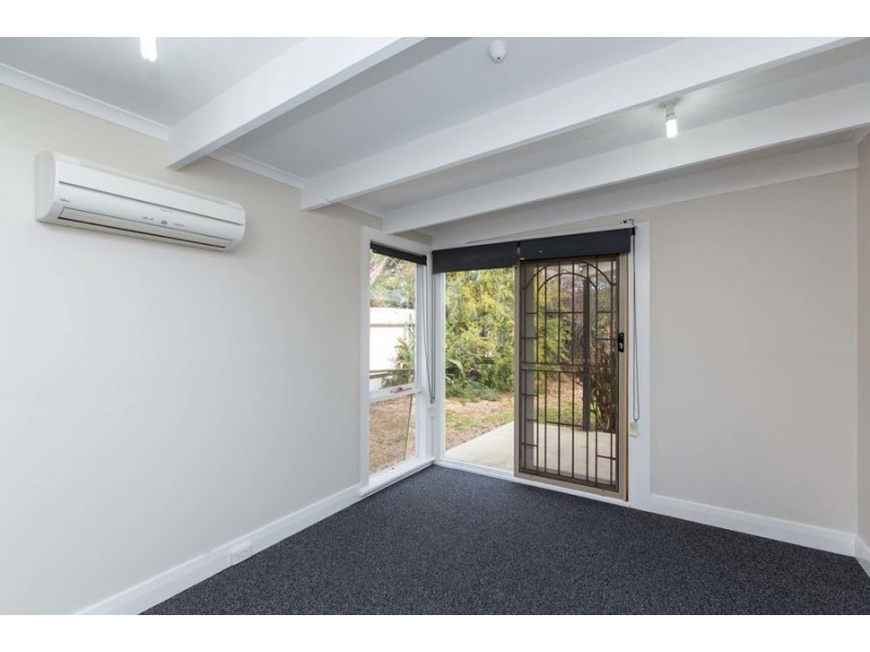 106 Urana Street, Turvey Park NSW 2650