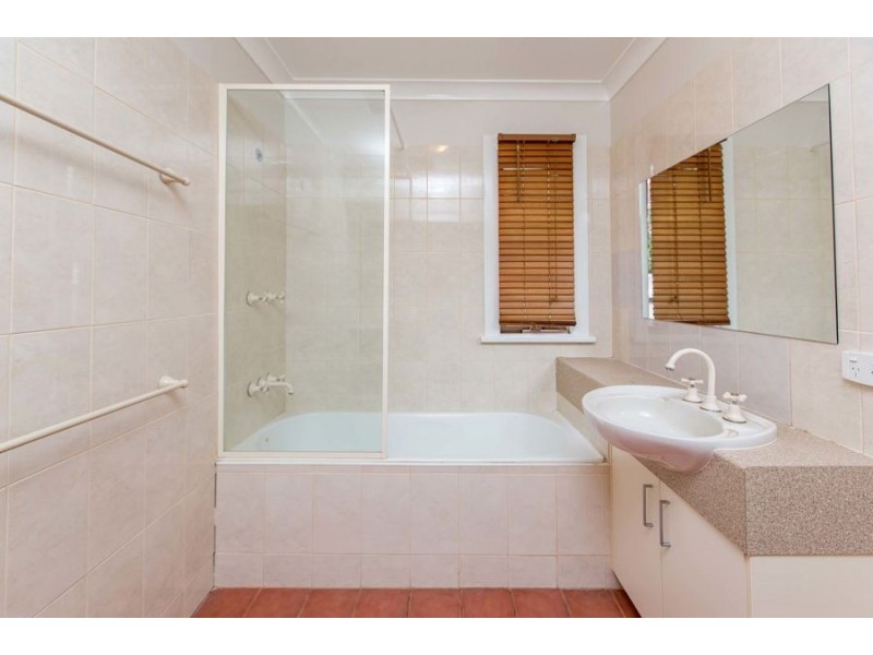 106 Urana Street, Turvey Park NSW 2650
