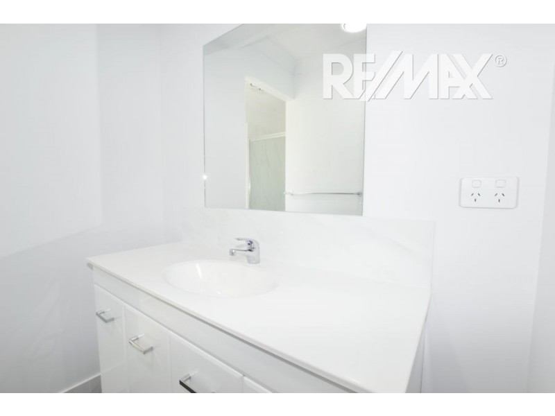 4 Ellerslie Street, Gobbagombalin NSW 2650