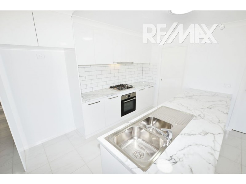 4 Ellerslie Street, Gobbagombalin NSW 2650