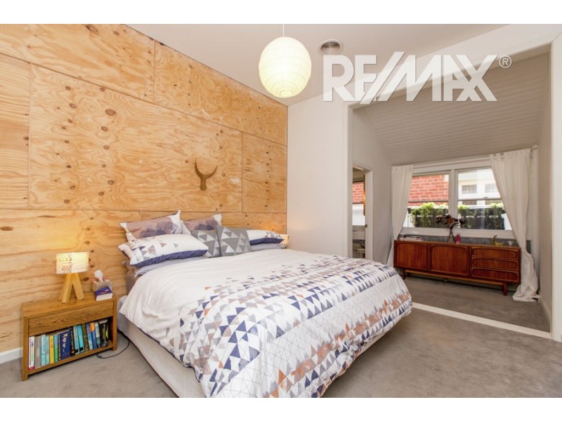 18 Albert Street, Wagga Wagga NSW 2650