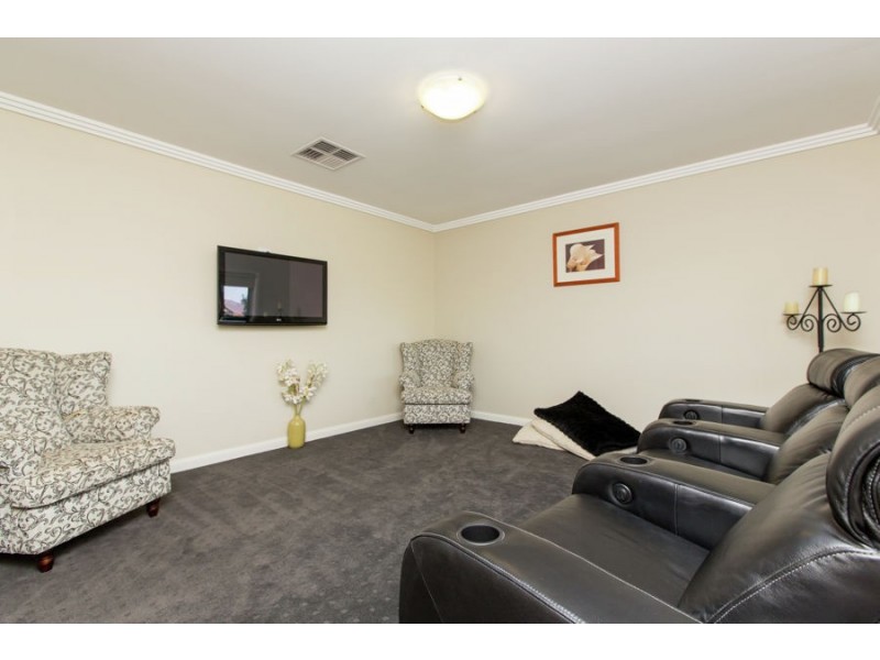 5 Veronica Place, Lake Albert NSW 2650