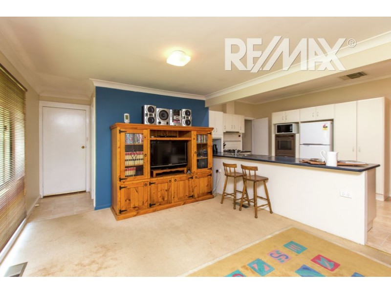 85 Tichborne Crescent, Kooringal NSW 2650