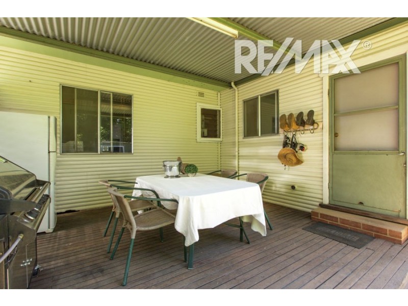 85 Tichborne Crescent, Kooringal NSW 2650