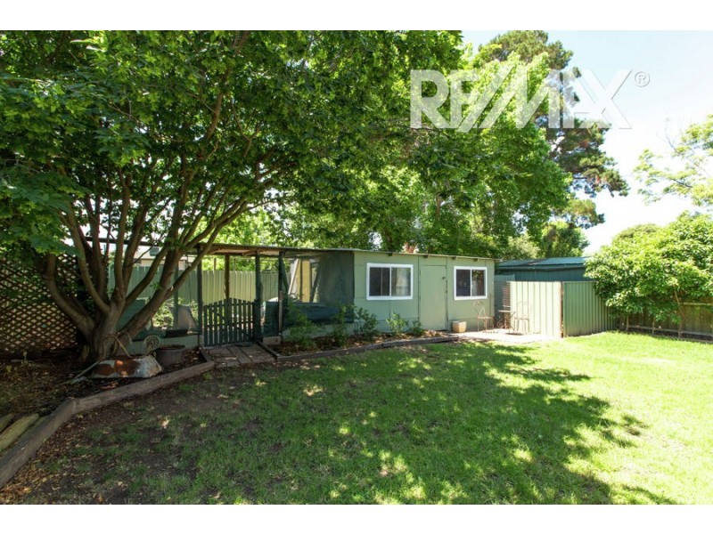 85 Tichborne Crescent, Kooringal NSW 2650