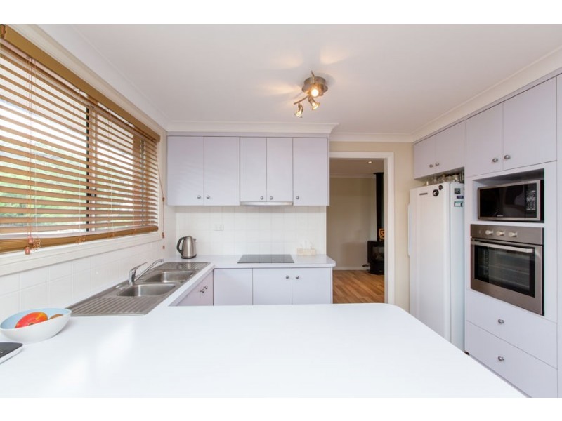 1 Harrier Street, Estella NSW 2650