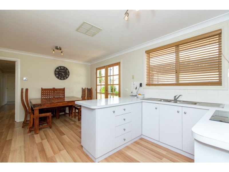 1 Harrier Street, Estella NSW 2650