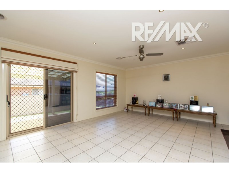 9 Bogong Crescent, Tatton NSW 2650