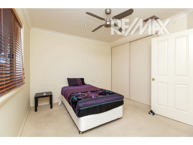 9 Bogong Crescent, Tatton NSW 2650