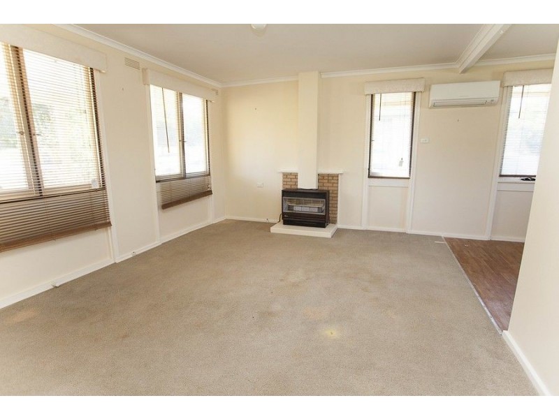 24 Ziegler Avenue, Kooringal NSW 2650