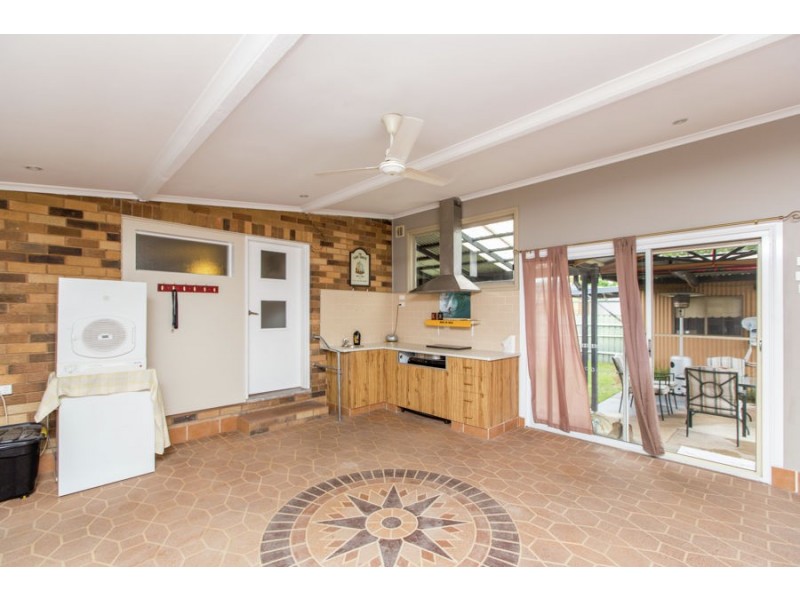 20 Cooinbil Crescent, Kooringal NSW 2650