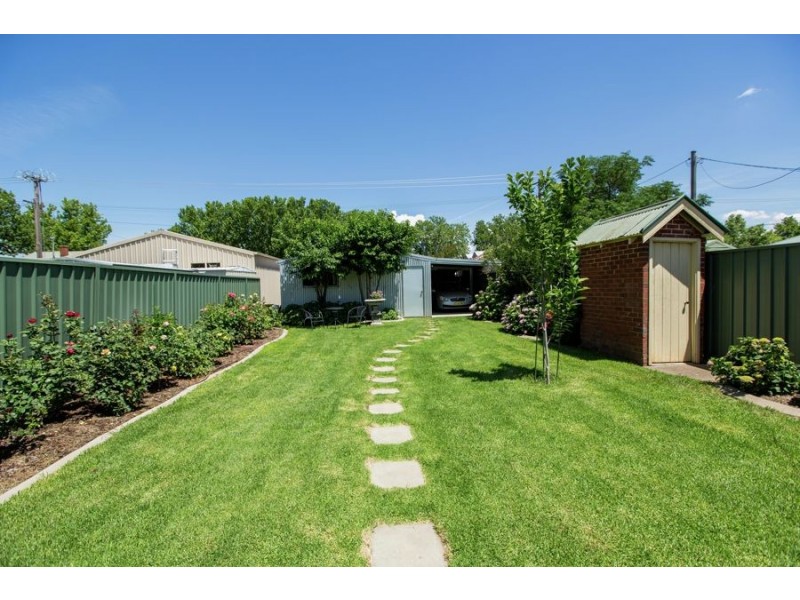 58 Peter Street, Wagga Wagga NSW 2650