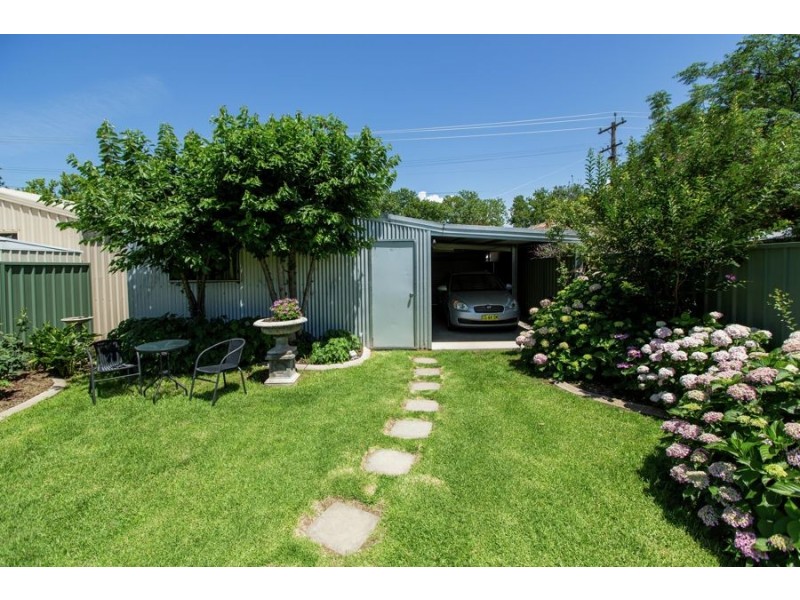 58 Peter Street, Wagga Wagga NSW 2650