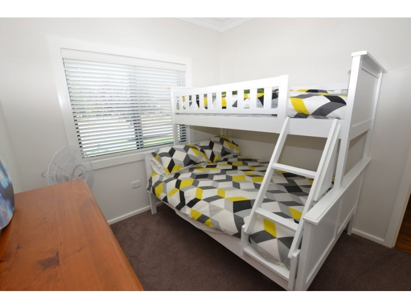 48 Ceduna Street, Mount Austin NSW 2650