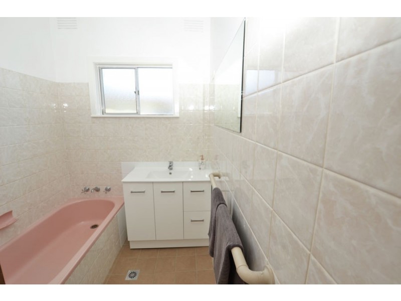 48 Ceduna Street, Mount Austin NSW 2650