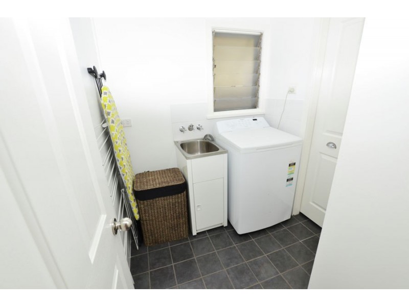 48 Ceduna Street, Mount Austin NSW 2650