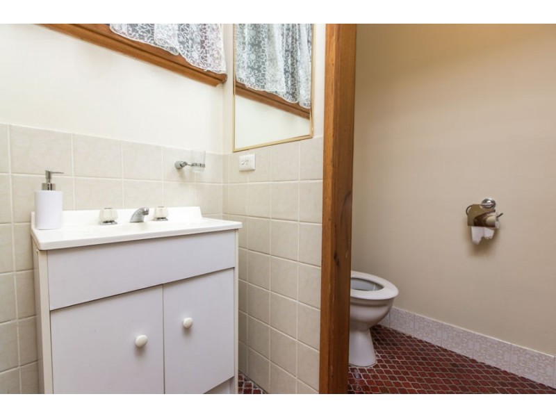 12 Mallory Street, Ashmont NSW 2650